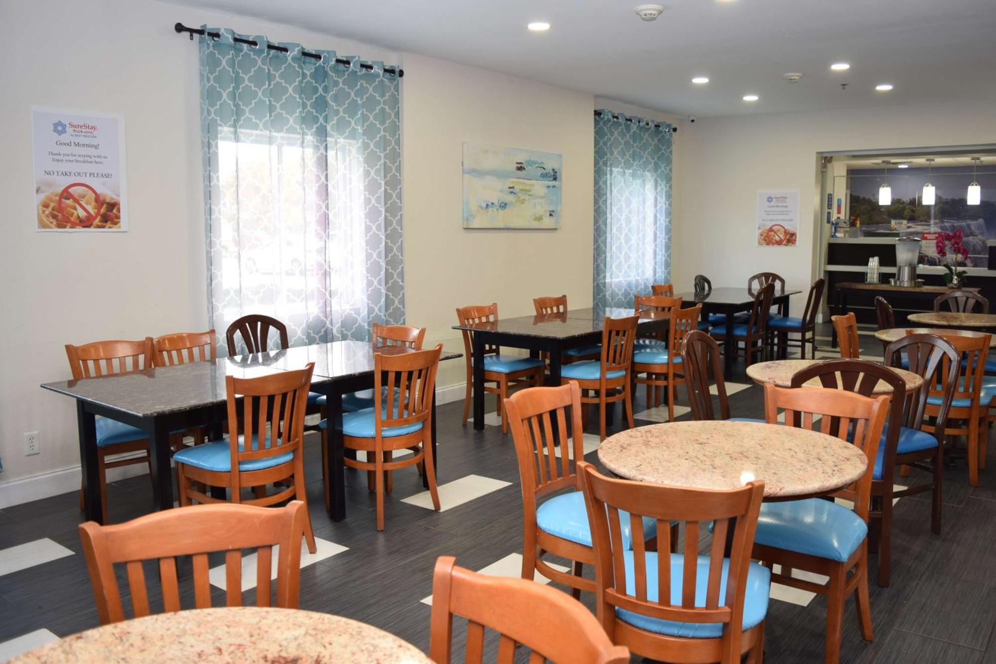 Surestay Plus Hotel By Best Western Niagara Falls East Екстер'єр фото